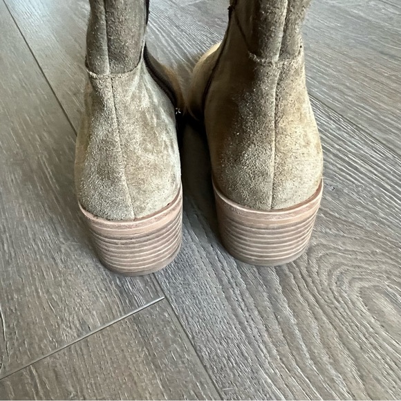 Knee High Boots - Picture 8 of 10